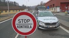 Vláda změnila kontroly na slovenských hranicích. Do školství dá miliardy navíc