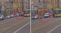 Mladík vběhl do silnice a srazilo ho auto! Letěl několik metrů