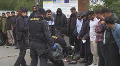 Hlídky na hranicích zadržely téměř 9 000 migrantů. Kontroly se nejspíš prodlouží