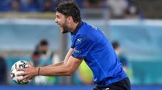 Italové mají jistý postup ze skupiny, hrdinou se stal mladíček Locatelli