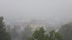 Čeká nás pochmurný deštivý den. Mapa ČHMÚ ukazuje, kde bude pršet nejvíc