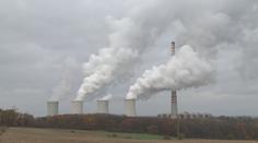 Popel z elektrárny dusí lidi v obci na Pardubicku. Někteří mají strach o život