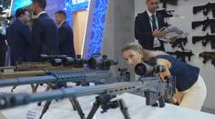 Zbraně, drony i roboti. Paříž představila novinky ze světa obrany