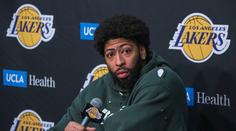 Hvězdní Lakers jsou na pokraji vyřazení, Davis hledá příčiny ve zraněních