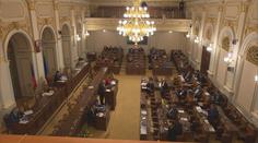 Poslanci schválili energetický zákon. Výrobci státu zřejmě zaplatí mnohem víc