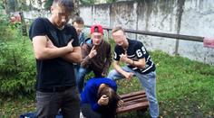 Veroniku (14) znásilnili 4 kamarádi! Tyhle FOTKY dali na internet!
