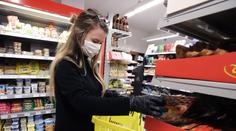 Nosit roušky dalších několik měsíců? Toto vzkazují Češi. ANKETA