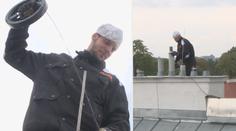 Topná sezóna začala! Přibývá požárů od komínů, kominíci neví, kam dřív