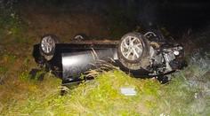 Tři auta na šrot zůstala rozeseta po dálnici D11. Řidiči: Já nic