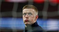 Celá Anglie řeší brankářův malér! Zašel si na pivo, pak začala bitka