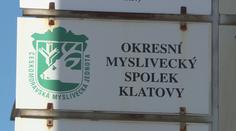 Mrtvý rys měl být v mrazáku šéfa spolku myslivců. Sdružení zareagovalo