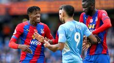 Útočník Crystal Palace sestřelil gólem City, teď je obětí rasismu