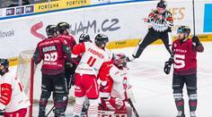Sparta doma zničila Olomouc. Litvínov se přiblížil soupeřům na sedm bodů