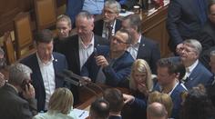 Konec obstrukcí ve Sněmovně? Vláda chce prosadit změny jednacího řádu