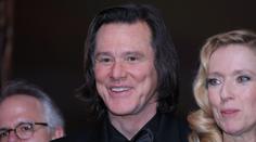 Jim Carrey se objevil na předávání cen. Jeho vzhled naprosto šokoval