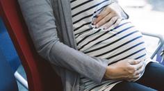 Mladé ženě lékaři tvrdili, že je těhotná. Nakonec si vyslechla krutou diagnózu