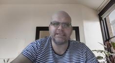 Lidé si na důchod počkají déle. Čelíme radikálnímu poklesu porodnosti, říká politolog