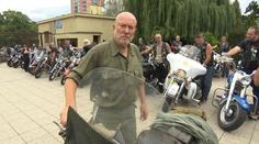 Motorkáři se loučili s legendou, vyprovodilo ji burácení harleyů