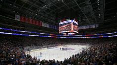 Islanders pokřtili novou arénu. Slavnostní chvíli pokazila porážka