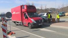 Polsko uvažuje o uzavření hranic s Českem a se Slovenskem