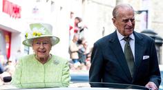 Prince Philipa zlobí zdraví, museli ho odvézt do nemocnice!