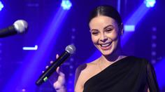 VIDEO: Šestý měsíc těhotenství? Monika Bagárová řádila na plese