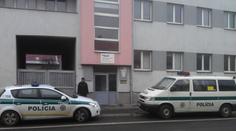 Drama ve Zvolenu! Muž přišel do firmy a postřílel kolegy