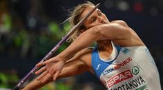 Věk je jen číslo. Špotáková i po konci kariéry válí, obula tretry a vyházela titul