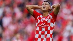Bundesligový fotbalista se vyjádřil k válce v Izraeli. Klub ho za to suspendoval