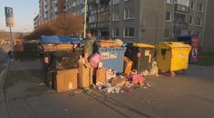 Po Štědrém dni je u popelnic spoušť. Popeláři mají plné ruce práce