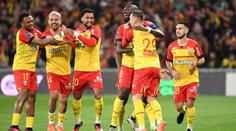 Lens vyhrálo počtvrté v řadě. Na první PSG ztrácí už jen tři body