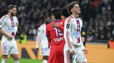 Šlágr kola pro PSG. Lyon dohrával v deseti, padl až v úplném závěru