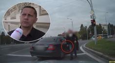 Policista tasil zbraň na řidiče. Soud ho prohlásil nevinným