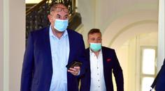 Pelta vypovídal u soudu. Obžalobu odmítá, mrzí ho pohled lidí