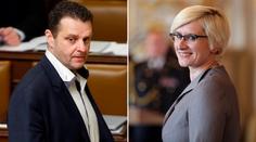 Kdo hlasoval pro vládu? Ondráček nepřišel, Šlechtová utekla za psem