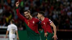 Anglie ve šlágru zdolala Itálii, Ronaldo dal v jubilejním utkání dva góly