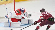 Kdy půjde Vejmelka do brány? Nevíme. Hrubec nastoupil dle plánu, mlžil Jalonen