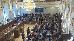 Po 4 letech jsou bez práce. Podívejte se, kteří poslanci dostali padáka