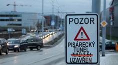 Senior (85) na procházce po Brně zabloudil, skončil v tunelu