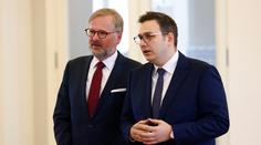 Situaci na Rhodu řeší ministři. Připravená jsou vládní i armádní letadla