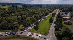 Velká dopravní zácpa v Havířově. Řidiči tam mohou uváznout i na hodinu