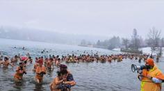 Nejdříve český, teď světový rekord: Do Mostu se sjede překvapivý počet otužilců