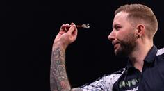 Na Grand Slam of Darts se loučí světová sedmička, prohrál i van Gerwen