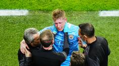 Nešťastný večer pro hvězdu City. Ve finále utrpěla i zlomeninu nosu