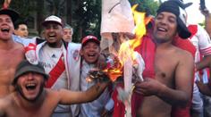 Brutální útok na fotbalisty soupeře: Hráči zvraceli a měli v očích střepy!