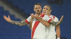 Southampton znovu zabral, po dvou ztrátách rozhodl z penalty