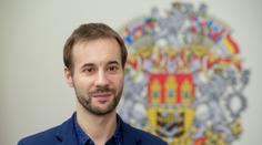 Omluvte studenty, ať mohou stávkovat, vyzval radní Šimral ředitele škol