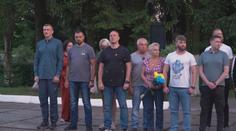 Hrdinové z Mariupolu se vrátili domů. Je to porušení dohody, vadí Rusku