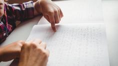 Náročný život zrakově postižených. Ptejte se prezidentky organizace nevidomých