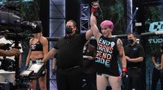 Další transgender sportovkyně! Zápasnice ovládla svůj první duel v MMA